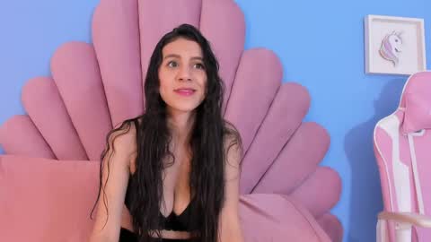 Snapshot of shery_milk chatting on 04/18/26, 11:36 Shery online show from 04/18/26, 11:36