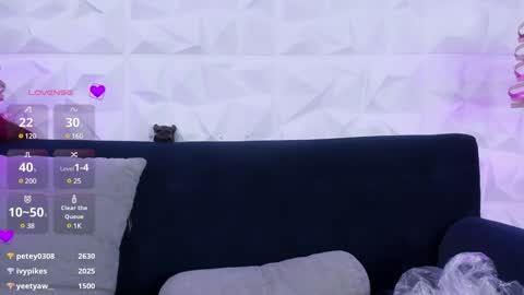 mia online show from 01/25/25, 10:28