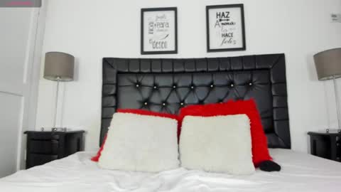 Snapshot of sheryl0720 chatting on 10/09/25, 07:34 Isabella online show from 10/09/25, 07:34