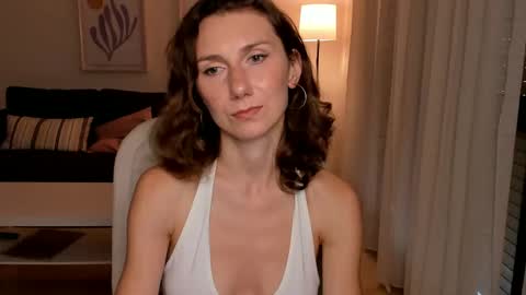 Snapshot of shesleepsnaked chatting on 12/15/24, 04:26 shesleepsnaked online show from 12/15/24, 04:26