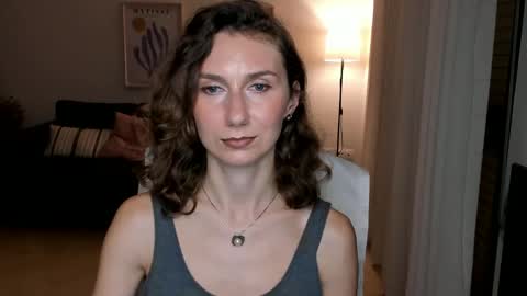 Snapshot of shesleepsnaked chatting on 01/10/25, 06:17 shesleepsnaked online show from 01/10/25, 06:17