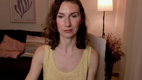 Snapshot of shesleepsnaked chatting on 01/15/25, 10:35 shesleepsnaked online show from 01/15/25, 10:35