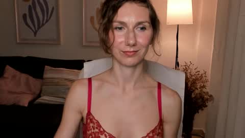 Snapshot of shesleepsnaked chatting on 01/17/25, 10:45 shesleepsnaked online show from 01/17/25, 10:45