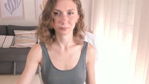 Snapshot of shesleepsnaked chatting on 02/08/25, 11:55 shesleepsnaked online show from 02/08/25, 11:55