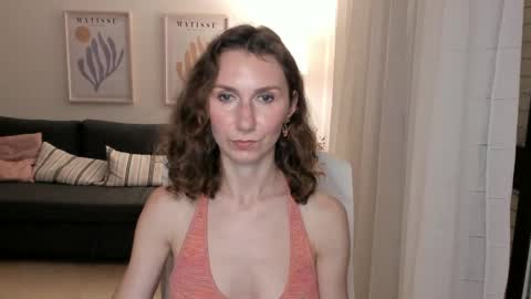 Snapshot of shesleepsnaked chatting on 03/04/25, 06:18 shesleepsnaked online show from 03/04/25, 06:18