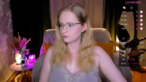 Hello guys my name is Aemilia online show from 11/19/25, 08:25