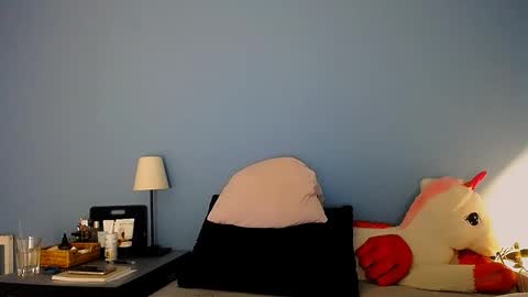 Vikki online show from 02/13/26, 04:03