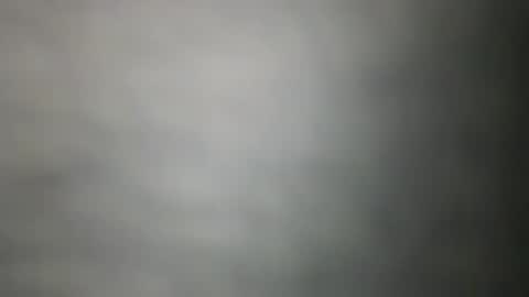 Snapshot of shhhh11111 chatting on 05/19/26, 07:04 shhhh11111 online show from 05/19/26, 07:04