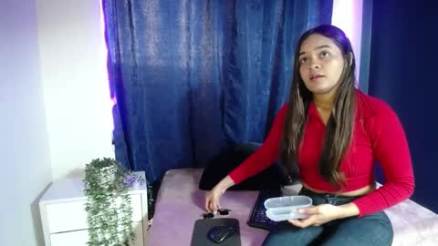 Melissa online show from 09/23/25, 02:09