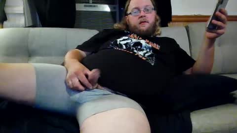 Snapshot of shifty885 chatting on 10/08/25, 01:47 shifty885 online show from 10/08/25, 01:47