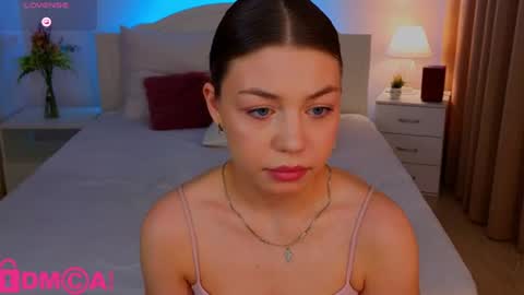 Snapshot of shine_abby_ chatting on 07/07/26, 10:41 Abby online show from 07/07/26, 10:41