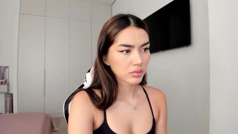 Shineel online show from 02/11/26, 05:12