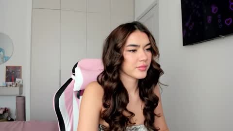 Shineel online show from 02/20/26, 07:32