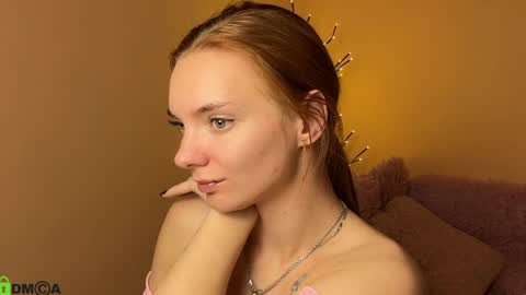 Alexis online show from 03/25/26, 07:20