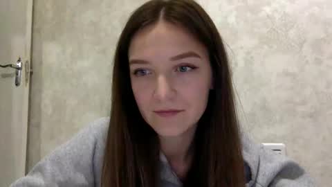 Jesica online show from 10/13/25, 06:41