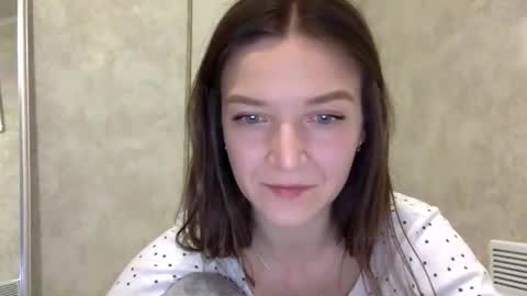 Jesica online show from 04/26/26, 05:43