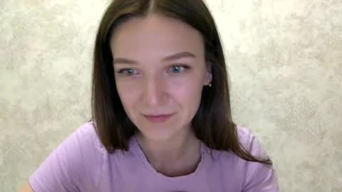 Snapshot of shining_pearl chatting on 06/11/26, 08:29 Jesica online show from 06/11/26, 08:29