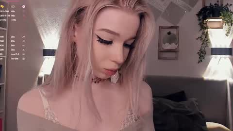 Stella  online show from 04/14/26, 08:20