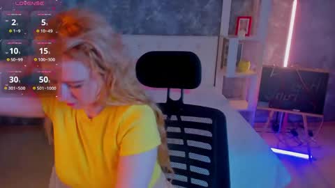 Lisa online show from 05/31/26, 01:47