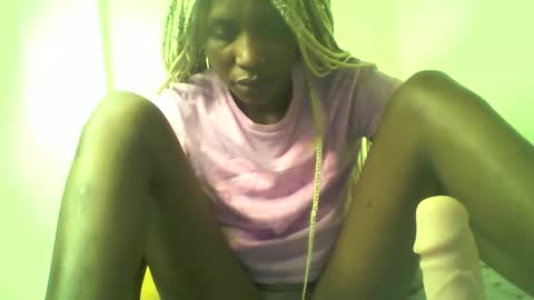 detiefmagdalina2026 online show from 05/18/26, 04:07