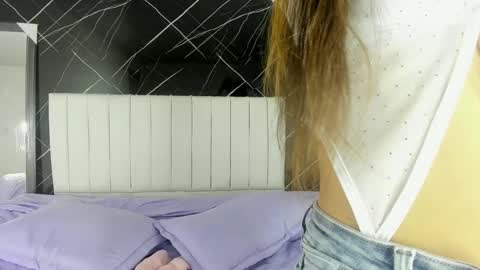 shirleyhott online show from 10/04/25, 02:37