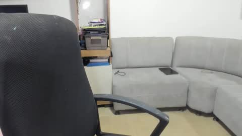 Shofia Beltran online show from 01/27/25, 11:00