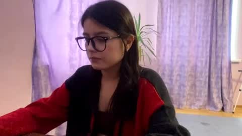 Marie online show from 04/29/26, 01:48