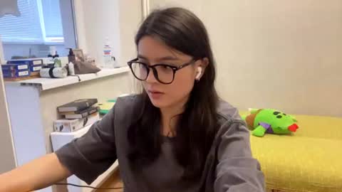 Marie online show from 06/29/26, 02:17