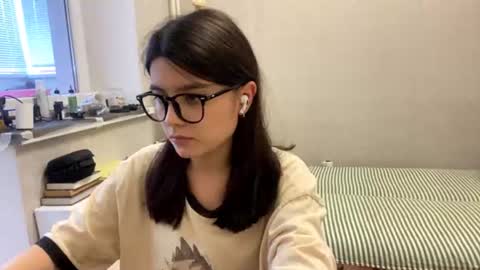 Marie online show from 07/17/26, 01:18