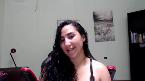 Sofia online show from 11/06/25, 12:17