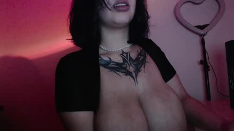 Shopie Hank  online show from 12/07/24, 02:53