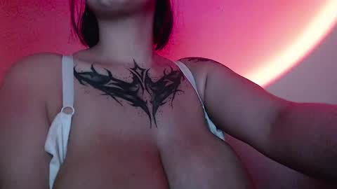 Shopie Hank  online show from 12/27/24, 03:42