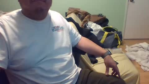 Snapshot of shortmex24br chatting on 01/05/25, 11:01 Jose R online show from 01/05/25, 11:01