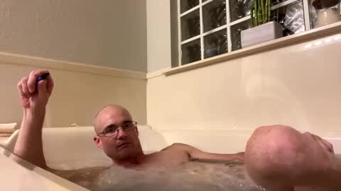 shortshortsman online show from 09/12/25, 02:00