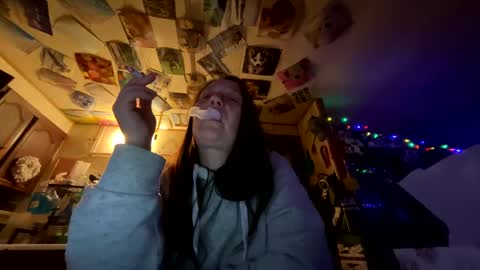 shorty920505 online show from 10/23/25, 02:22