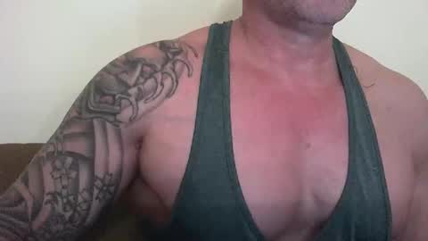 Snapshot of show_on_for_you chatting on 12/12/24, 08:21 show_on_for_you online show from 12/12/24, 08:21