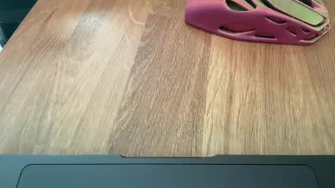 showflyer06 online show from 10/13/25, 06:52