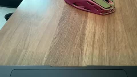 showflyer06 online show from 11/10/25, 07:02