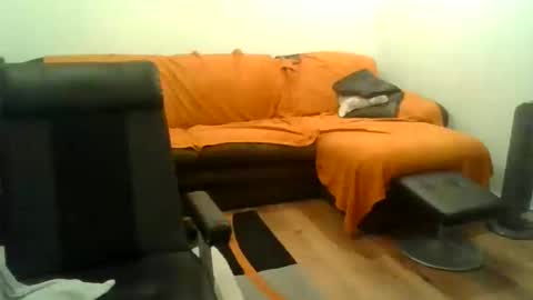 showherenow online show from 02/04/26, 05:57