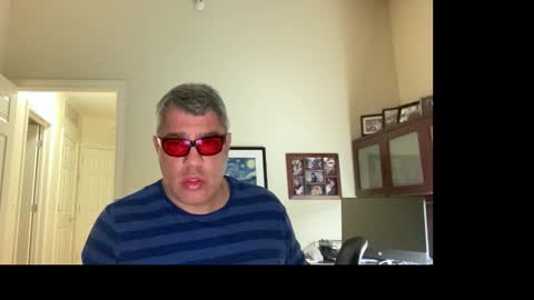 Snapshot of showmet chatting on 03/17/26, 03:44 Chicago Guy online show from 03/17/26, 03:44