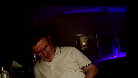 shrewtamer online show from 10/11/25, 02:55