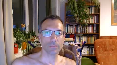 Dniel Gyrffy online show from 09/09/25, 06:07