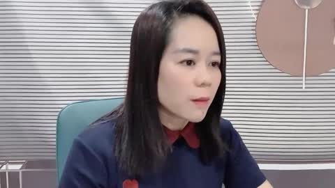Hua yi online show from 05/18/26, 01:02