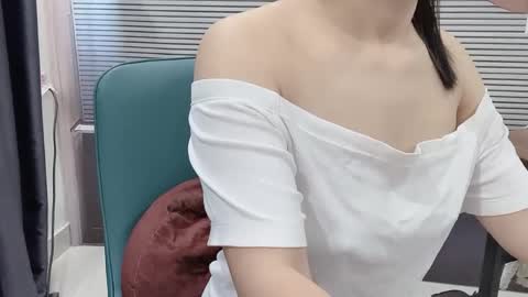 Hua yi online show from 05/25/26, 01:22