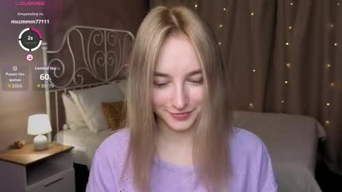 Polly online show from 04/22/26, 12:13