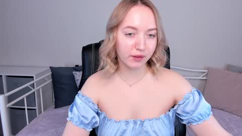 Anna online show from 02/01/25, 06:21