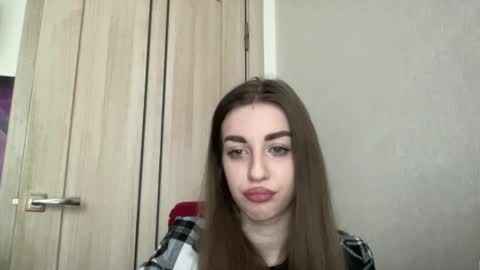 Snapshot of shy_cute07 chatting on 11/13/25, 10:36 shy_cute07 online show from 11/13/25, 10:36