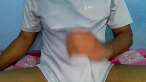 Snapshot of shy_eyes_ chatting on 12/03/24, 08:16 shyeyes online show from 12/03/24, 08:16