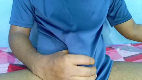 Snapshot of shy_eyes_ chatting on 12/25/24, 02:46 shyeyes online show from 12/25/24, 02:46