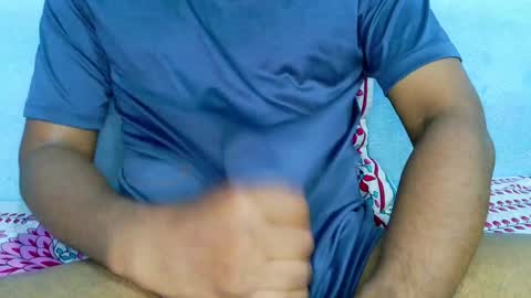 Snapshot of shy_eyes_ chatting on 01/21/25, 03:10 shyeyes online show from 01/21/25, 03:10